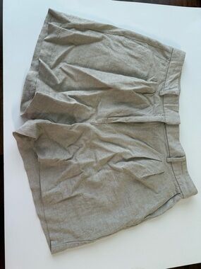 Old Navy High Waist Linen-Blend Women's Shorts in Light Gray